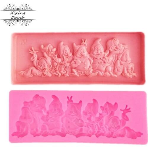 1Pcs Seven Dwarfs shape silicone soft candy mold cake decorating tool candy chocolate molds mold