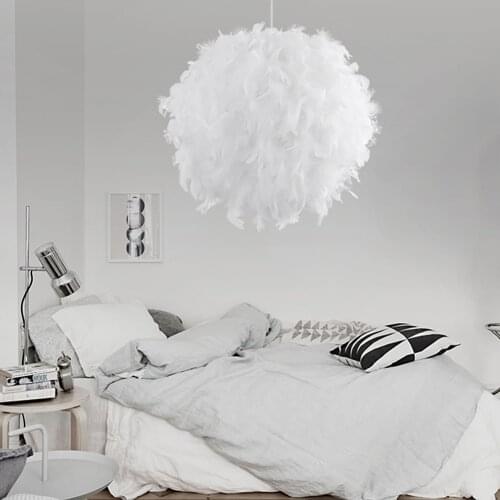 Romantic Feather Lamp Pendant Dreamlike Feather Droplight Bedroom Living Room Parlor Hanging Lamp with E27 LED Home Lighting