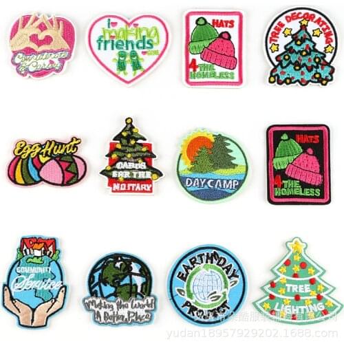 5pcs/lot Cartoon Christmas Series Embroidery Patches with Glue DIY Making Kids Clothing Badges Bag Applique Sticker,5Yc19752