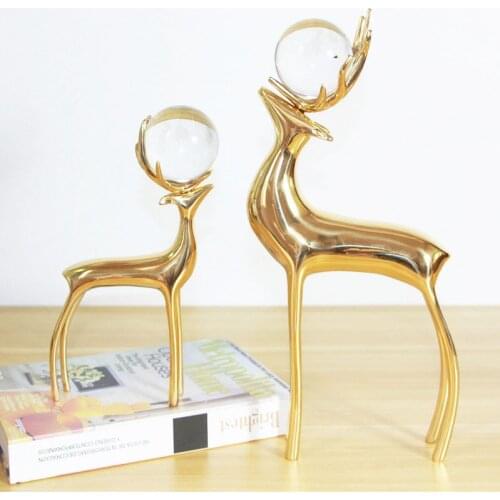 Copper Deer Crystal Ball Decoration Creative European Living Room Wine Cabinet Bookcase Home Decoration Modern Model Decoration