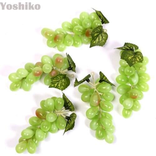 1pc Artificial Fruit Grapes Plastic Fake Decorative Fruit Lifelike Home Wedding Party Garden Decor mini simulation fruit