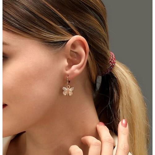 1 Pair Vintage Butterfly Earrings Women Temperamental Butterfly Hoop Earrings Female Fashion Jewelry Gold Sliver Dropship New