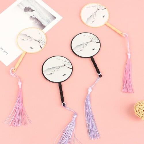 1/2Pc Mini 1:12 Dollhouse Miniature Lady Retro Fan Group Fan Dolls' Accessories Dollhouse Furniture