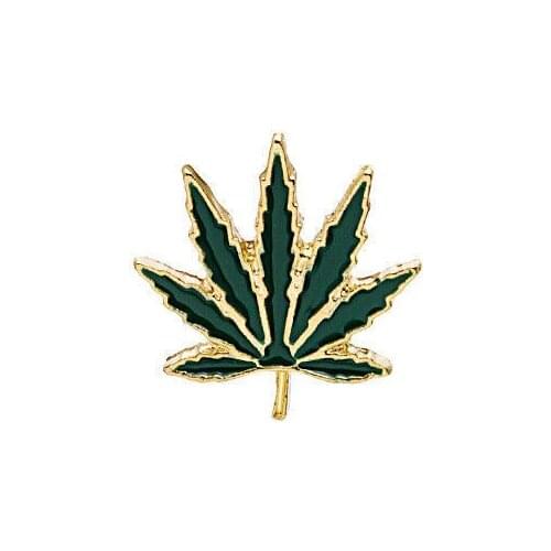 2020 fashion retro drip enamel green maple leaf badge brooch pin creative personality corsage clothing accessories Decorative