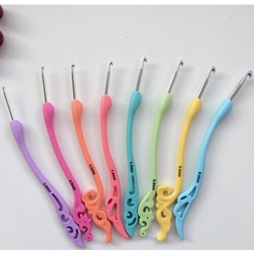 8PCS/Set Retro Colorful Plastic Handle Aluminum Crochet Hook Knitting Needles Sewing Tools DIY Craft Loom Tool Weaving Kit Plait