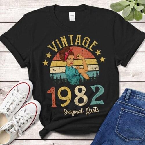 Vintage 1982 Quarantine Edition T-Shirt 39 Years Old 39th Birthday Gift Idea Women Girls Mom Wife Daughter Clothing Retro Tshirt