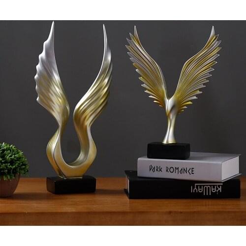 European Creative Resin Crafts Dapeng Wings Pattern Decoration TV Cabinet Office Wine Cabinet Decoration
