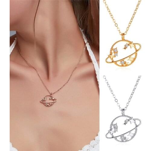 Fashion Crystal Hollow Round star Pendant Necklace For Women Girls Classic Geometric Charms Choker Jewelry Party Gifts