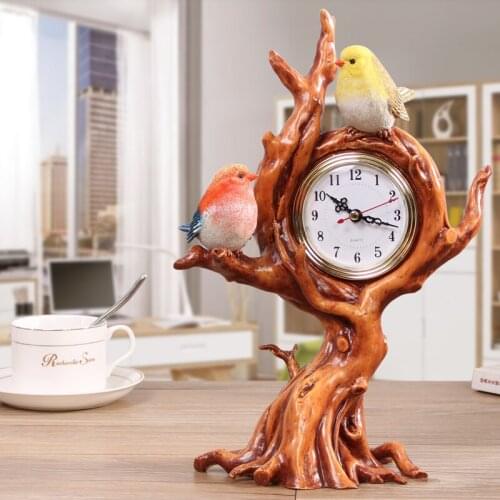 Resin Table Clock Modern Creative Home Office Decoration Battery Powered Clock Bedroom Living Room Bedside Silent Desk Clock
