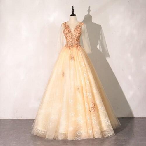 V-neck Quinceanera Dress 2021 New Long Sleeve Party Dress Luxury Lace Formal Ball Gown Vintage Lace Prom Dress Plus Vestidos