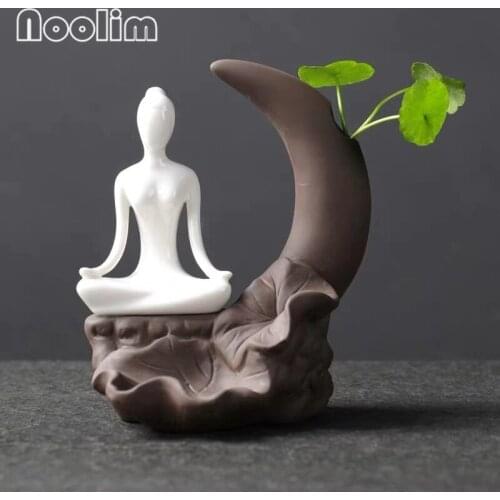 Creative White Porcelain Yoga Posture Flower Pot Lotus Pond Handmade Purple Clay Hydroponic Vase Home Office Decoration Ornament