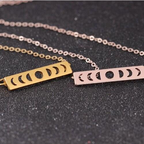 Fashion Moon Phase Necklace Women Choker Necklace Lunar Eclipse Necklace Pendant Geometric Crescent Statement Jewelry