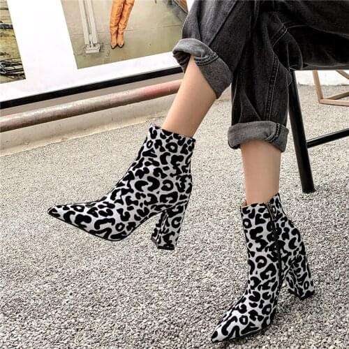 2019 New Leopard Ankle Boots Women For Autumn Winter Fashion Pointed Toe heel Zipper Woman Party wedding Boots Plus size 33-43