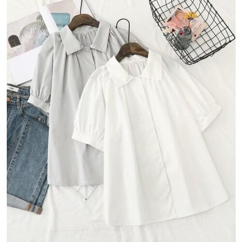 Japanese art bubble middle-sleeved shirt 2021 summer new retro Hong Kong flavor white short-sleeved shirt female design sense