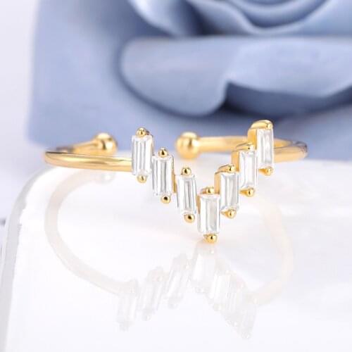 2021 New Simple Crystal Chevron Ring For Party Fashion Jewelry Rings For Women V Shaped Finger Rings Christmas Gifts Jewelry