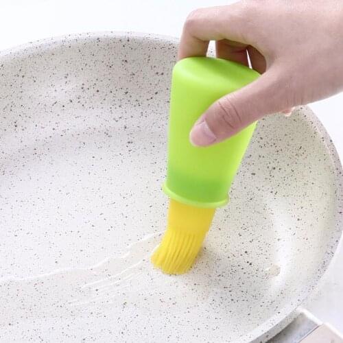 1 Pcs Portable Silicone Oil Bottle With Brush Grill Oil Brushes Liquid Oil Pastry Kitchen Baking BBQ Tool Kitchen Tools For BBQ
