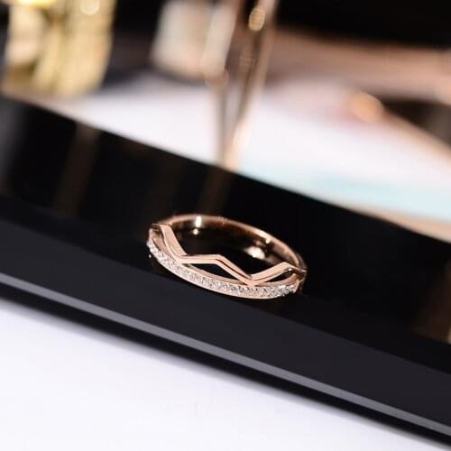 YUN RUO 2019 New Arrival Fashion Wave Zircon Crown Ring Rose Gold Color Woman Birthday Gift Titanium Steel Jewelry Never Fade