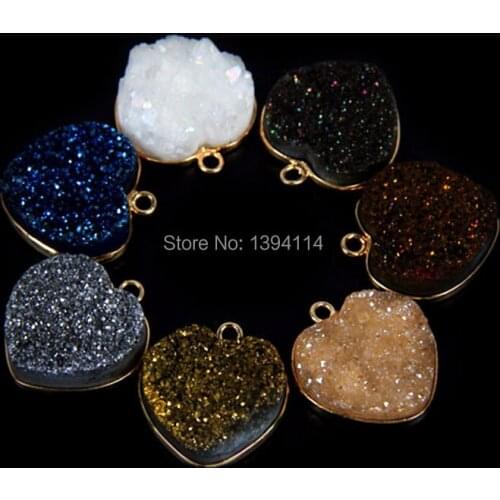 Mixed Colors Crystal Cluster Heart Pendant With Copper Casing Of Cladding 24k Gold Approx 20*20 mm