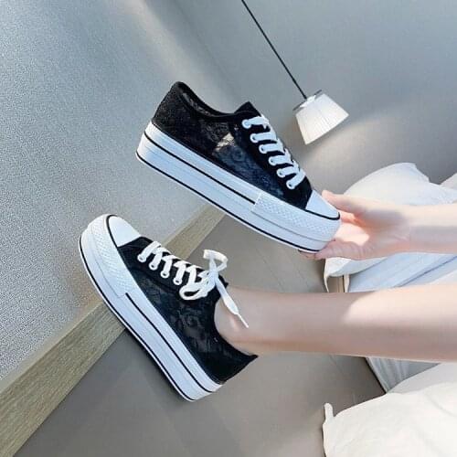 White Shoes Woman Sneakers Black Platforms Female Shoes Breathable Thick Soled Lace Shallow Ladies Sneakers Zapatillas Casuales