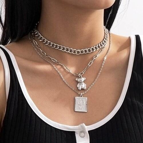 Punk Exaggerated Multilayer Butterfly Pendant Necklace for Women Vintage Multilayer Geometric Clavicle Necklaces Jewelry