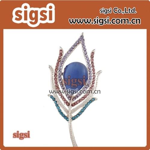 Elegant Leaf Peacock Feather Shape Brooch Pin with Shining waterdrop Crystal Rhinestones Brooches pin for Women