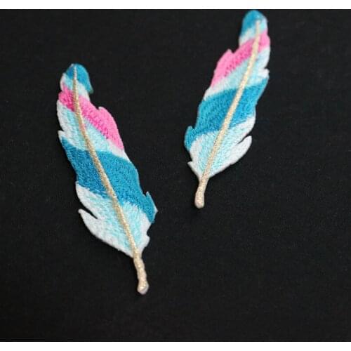 1pc feather embroidered Patches for Clothing iron on Embroidery Stickers Clothing Applique Decoration carton Badge parches