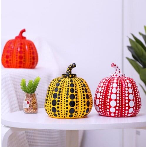 Yayoi Kusama Wave Point Pumpkin Hand Painted Resin Craft Pumpkin Figurine Statue Creative Wine Cabinet Ornaments X1066