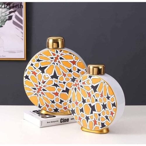 Creativity Storage Jars with Lid Ceramic Vase Dressing Table Cosmetic Containers Living Room Decoration Gold Vases Storage Tank