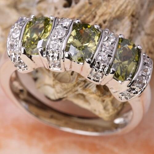 Elegant Olivine Peridot 4*6mm Semi-precious Stone Silver Cool For Women Ring Q1530