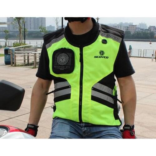 2018 New SCOYCO Motocross Motorcycle riding reflective vest safety Knight motorbike vest can regulate four seasons size M XXL