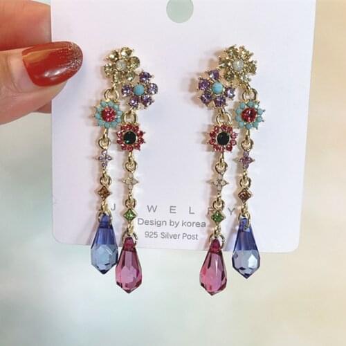 MWsonya Fashion Korea Palace Style Flowers Crystal Tassel Drop Earrings for Women Baroque Vintage Holiday Jewelry Gifts Girls
