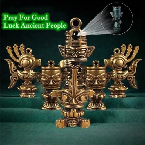 Sanxingdui Brass Handicraft Die-Casting Mask Bronze Gift Key Antique Pendant Art Collection Physical Commemorative Accessories
