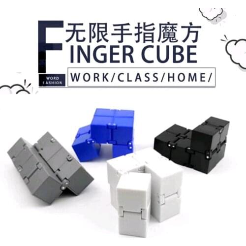 Creative fingertip Infinite Sky Desk Cube Pocket Flip Square Palm Toy Water Transfer Brain Cube Children
