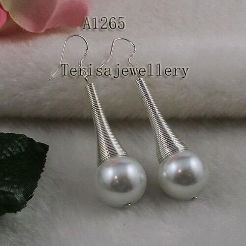 Terisa Pearl Jewelry Store Shell Earrings 14mm Round White Color Sea Shell Pearl Silvers Dnagle Earring Smart Jewelry Women Gift
