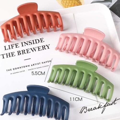 1PC Korean Solid Large Hair Claws Elegant Acrylic Hairpins Barrette Crab Hair Clips Headwear For Women Girls Hair Accessories