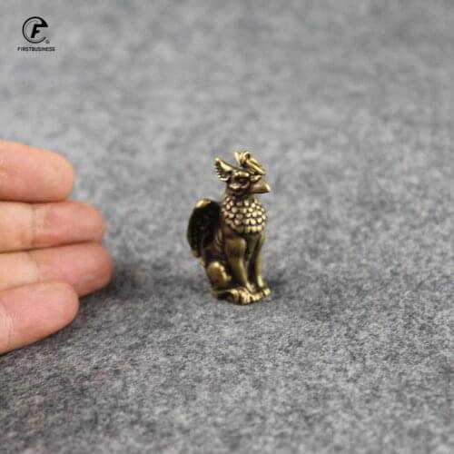 Copper Retro Brass Wolf eagle Keychains Pendants Jewelry Copper Animal Car Key Rings Brass Desk Decorations Home Decor Accessory