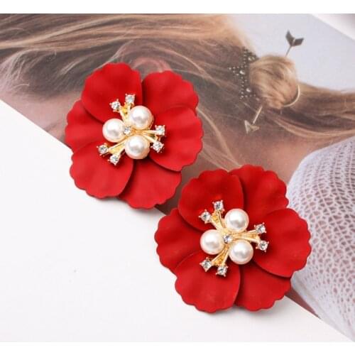 Large Pearl Flower Earrings Korea Vintage Crystal Womens Earrings 2020 New Ear Stud Wedding Party Birthday Gift Fashion Jewelry