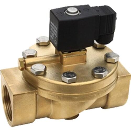Water solenoid vlve with Rc1-1/4" BSPT Threaded connection are installed in geothermal heat pump water heating for floor heating