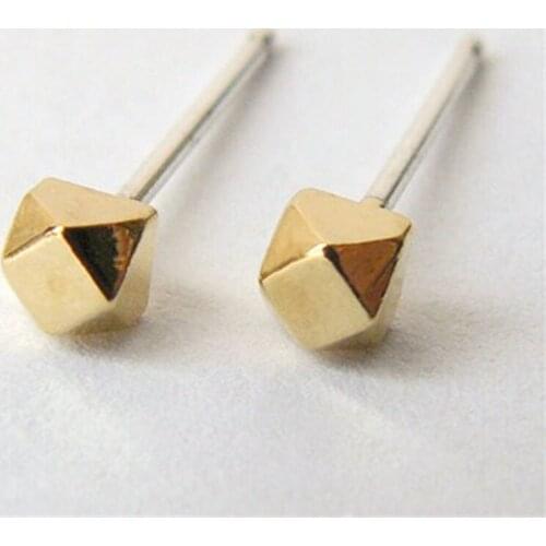 Simple Design Small Cube Stud Earing Geometric Polyhedron Earring Fashion Female Jewelry