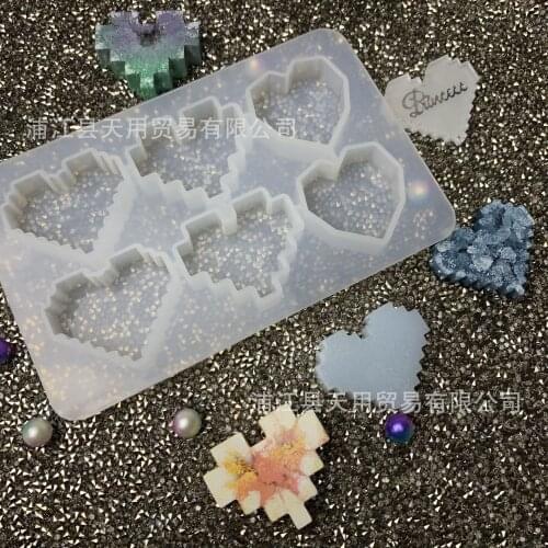6 Even Love Epoxy Mold Handmade DIY Heart Aromatherapy Plaster Key Chain Accessories 18026