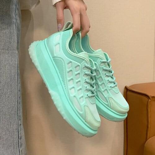 Summer New Womens Shoes Old Shoes Breathable Mesh White Shoes Thick-Soled Lightweight Sports Shoes Casual Shoes Running