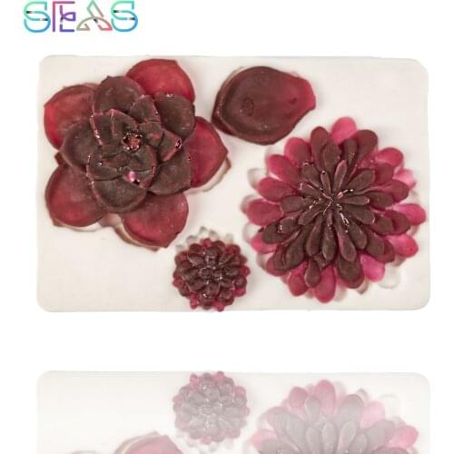 Chrysanthemum Resin Molds Baking Silicone Mold Cake Manual Biscuit Mould Cake Decoration Mould Fondant Jelly Candy Mold
