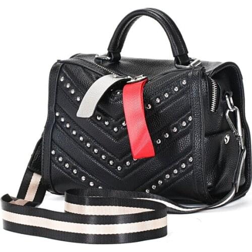 Boston Pillow Bag Quilting Arts Crossbody Shoulder Bags Classic Genuine Leather V Rivet Fashion Design Ancient Ice Packs Rock