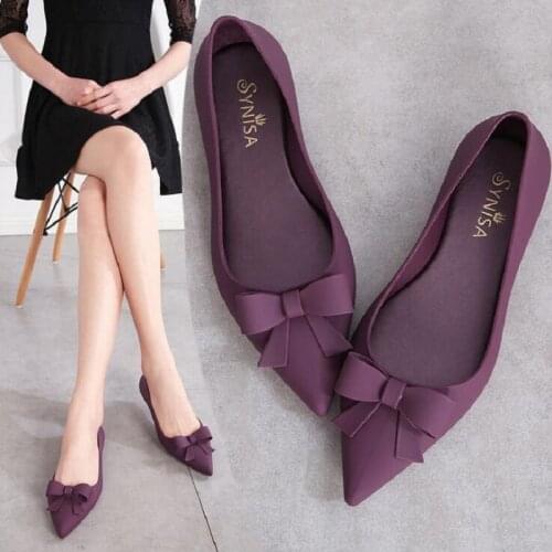 Summer Fashion Simple Style Bowknot Pointed Toe Shallow Women Beach Sandals Slip-On Flat Heels Vacation Lady Jelly Shoes 190520