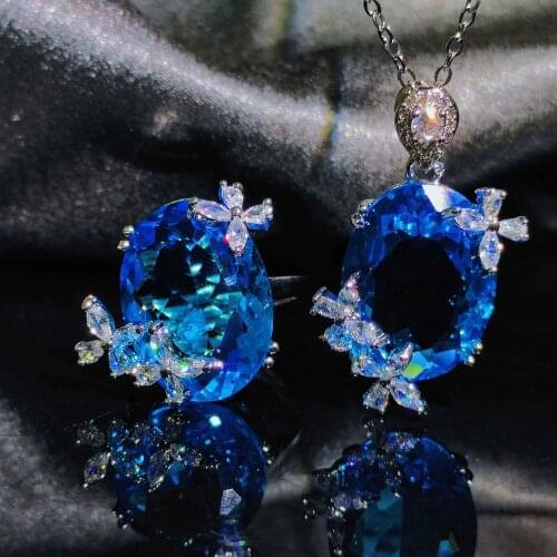 Creative Fashion Jewelry Set for Female Exquisite Shiny Zircon Crystal Cute Butterfly Jewelry Sets Wedding Party Ring Necklace
