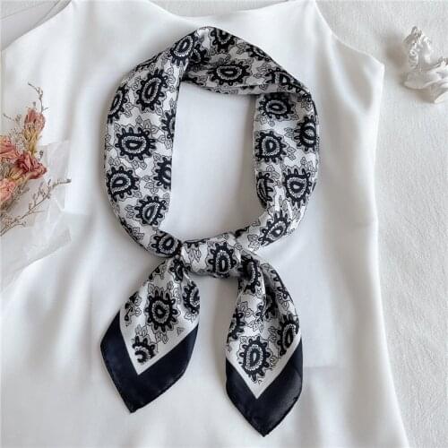 2021 New Square Scarf For Women Print Silk Shawl Neckerchief Female Headband For Hair Wrap Ladies Foulard Hijab Fashion Bandana