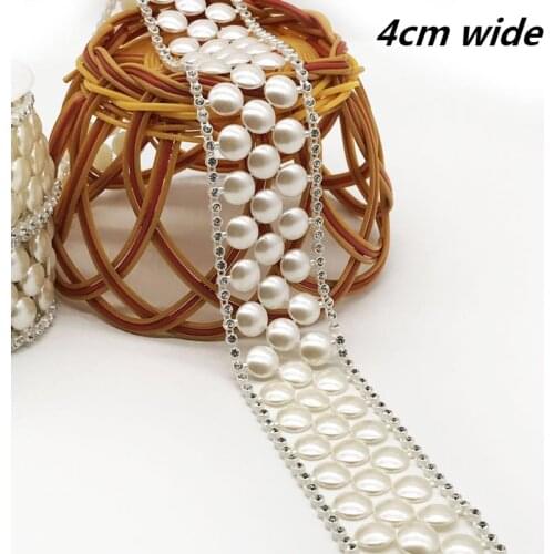 High-grade ABS Imitation Pearl Plastic Diamond Lace Barcode DIY Stage Costume Necklace Flashing Sexy Low-cut Dress Decoration