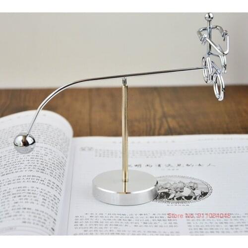 Small Iron Spinning Cyclists Newtons Cradle 2021 The Latest Newton Pendulum Decompression Desk Decoration Creative Gifts Toys
