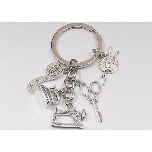 New fashion jewelry sewing machine keychain, seamstress keychain, Quilters keychain handmade