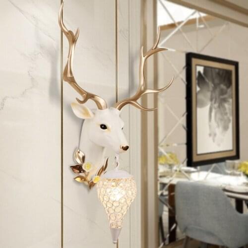 Head wall lamp North European living room background wall bedside personalized antler wall lamp corridor decoration